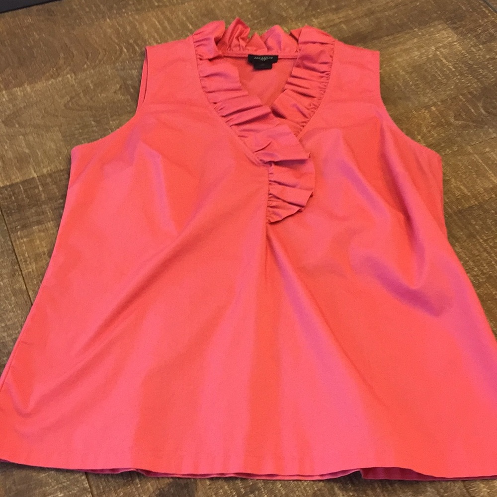 Sleeveless Shirt